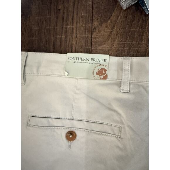 SOUTHERN PROPER Chino Pants Men's 34 X 30 Beige Flat Front Preppy College New - Picture 3 of 4